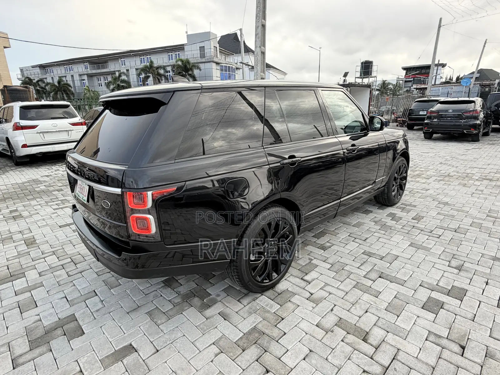 Land Rover Range Rover 5.0L Supercharged 2018 Black