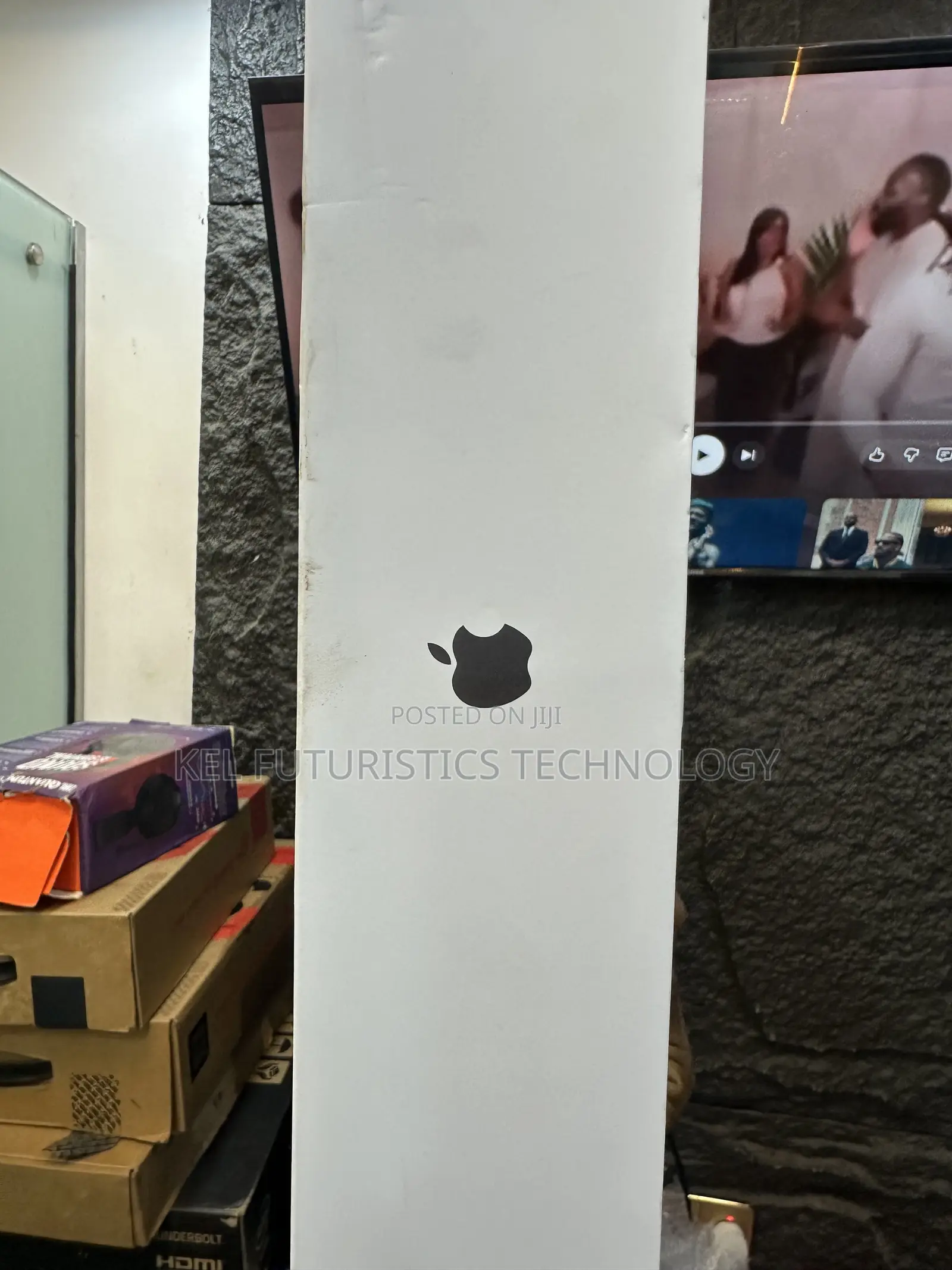 New Laptop Apple MacBook Pro 2025 M5 16GB Apple M5 SSD 1T