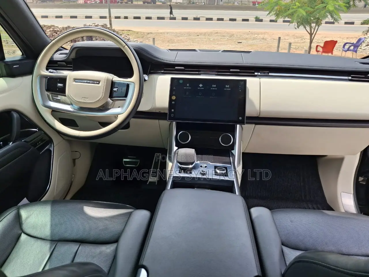 Land Rover Range Rover Vogue 2023 Black