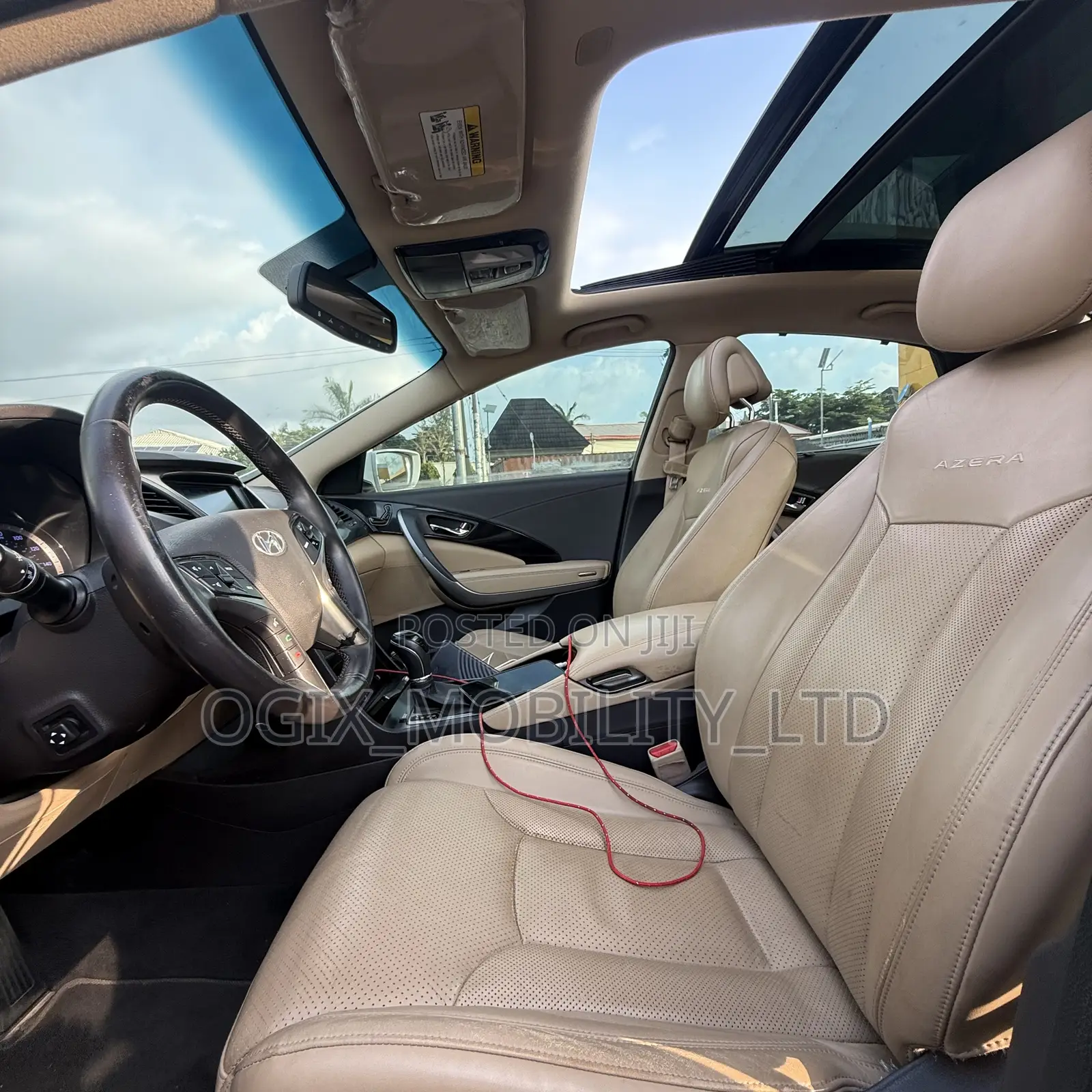 Hyundai Azera Base 2012 White