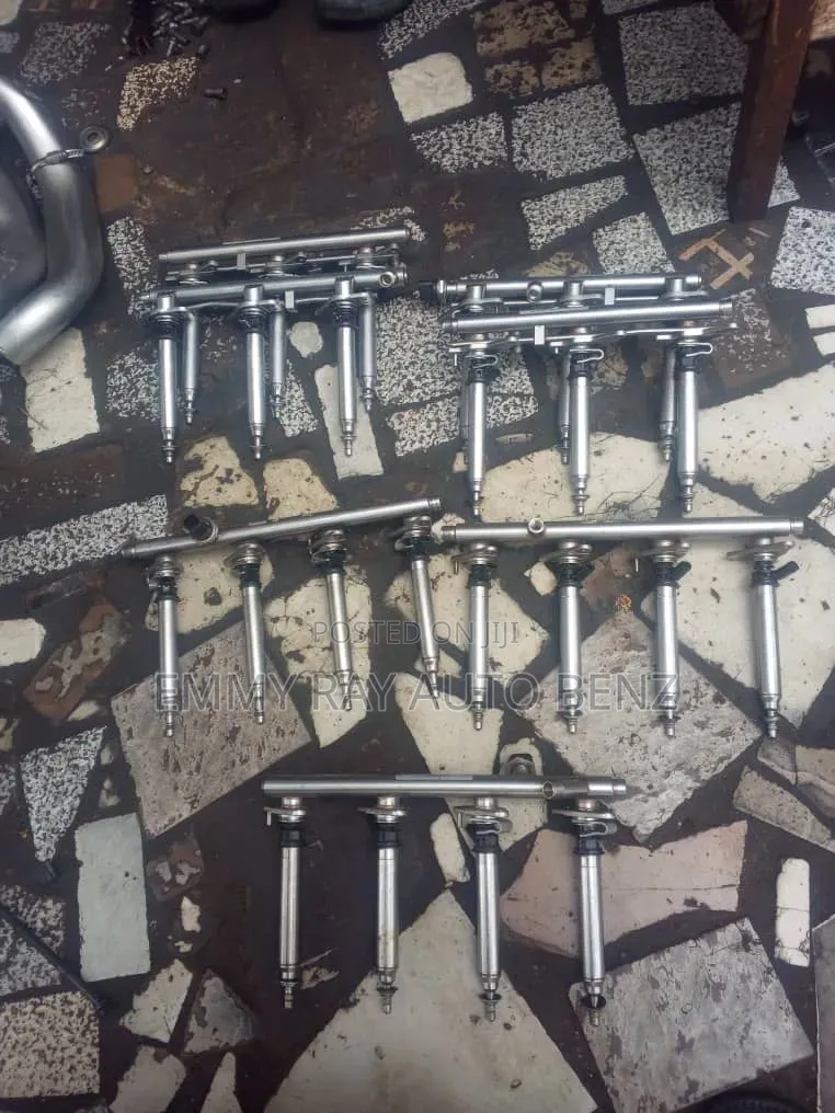 Complete Nozzle for Mercedes Benz Such as Ml 350 and GLK and Others