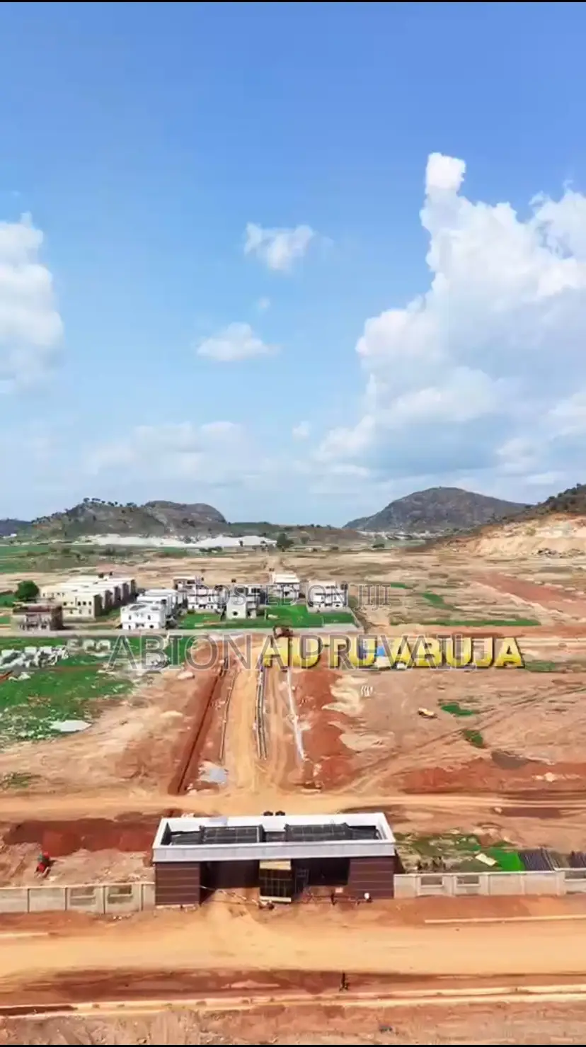 Hutu: Polo Golf Resort Estate