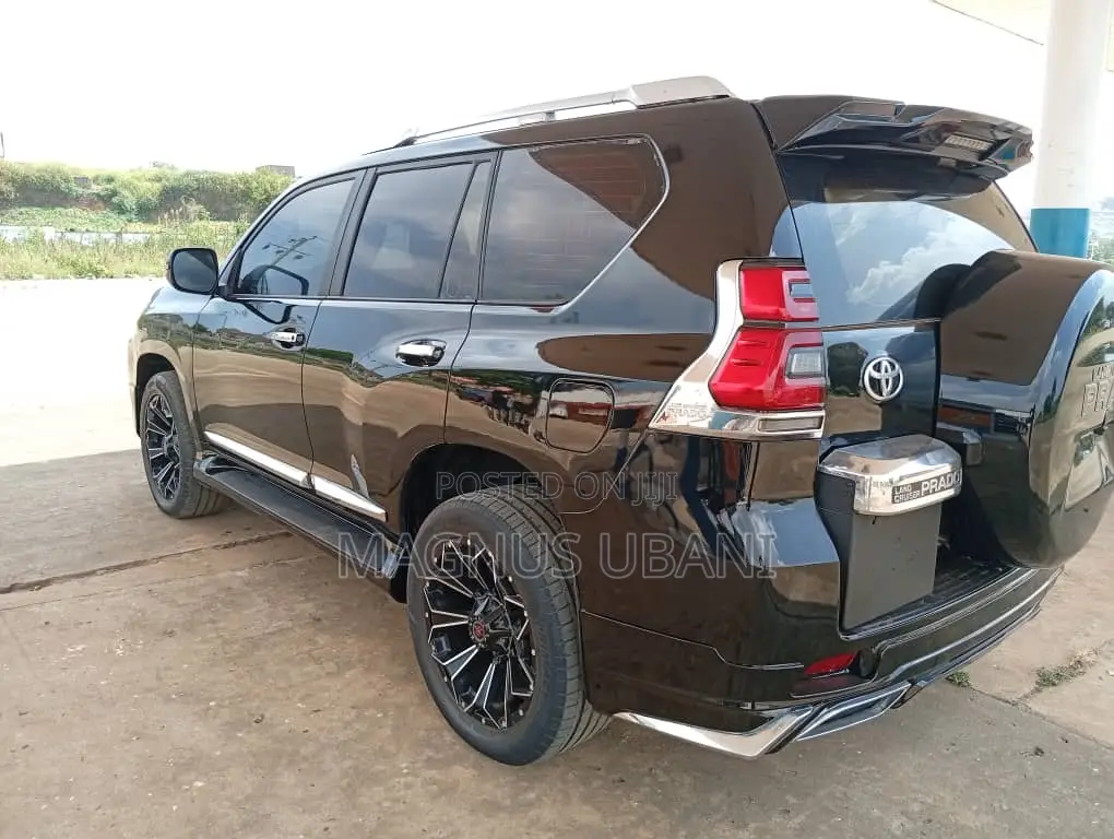Toyota Land Cruiser Prado 4.0 Petrol TX-L 2010 Black