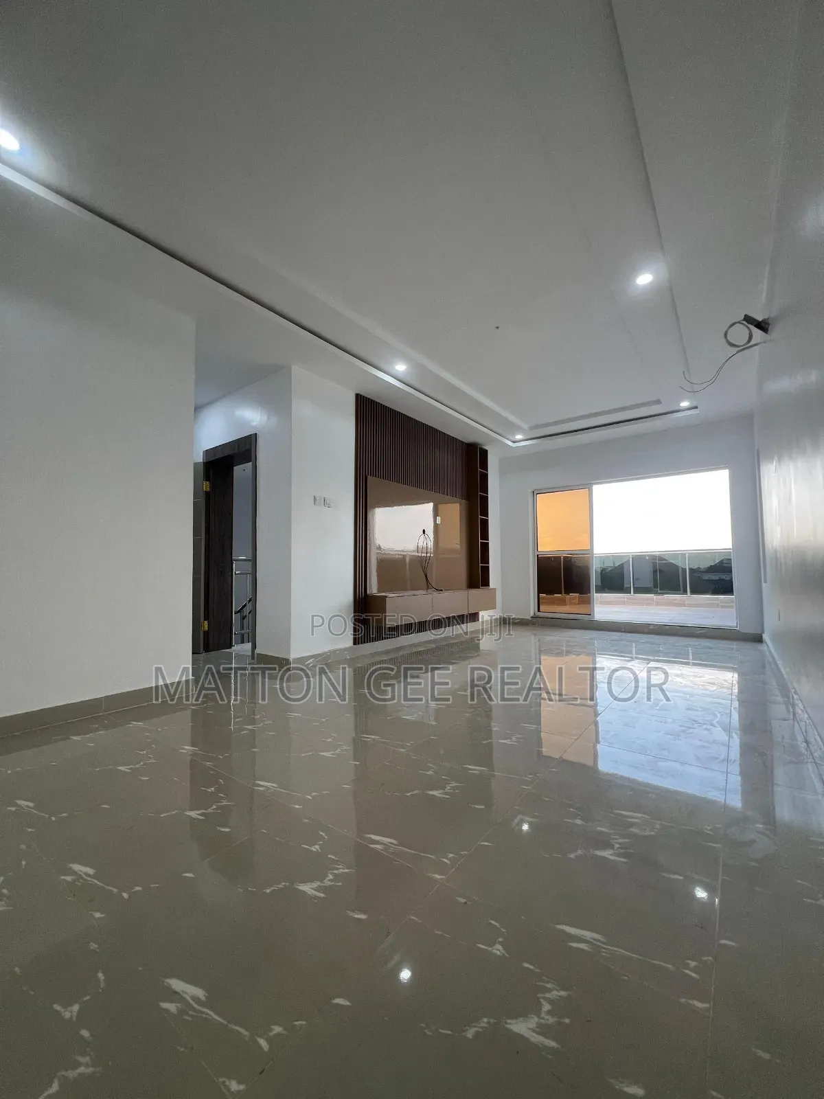 Furnished 4bdrm Duplex in Gowon Estate, Dopemu for sale