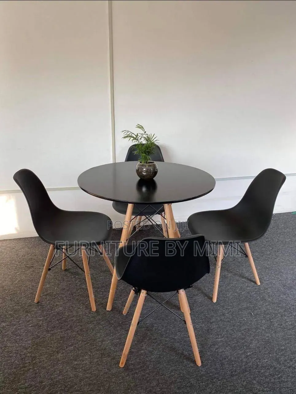 Mini Eames Style 5-Piece Dining Set (Black)