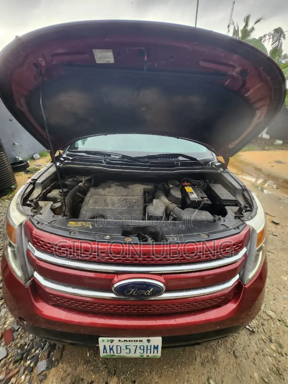 Ford Explorer Base 4dr 4x4 (3.5L 6cyl 6A) 2013 Red