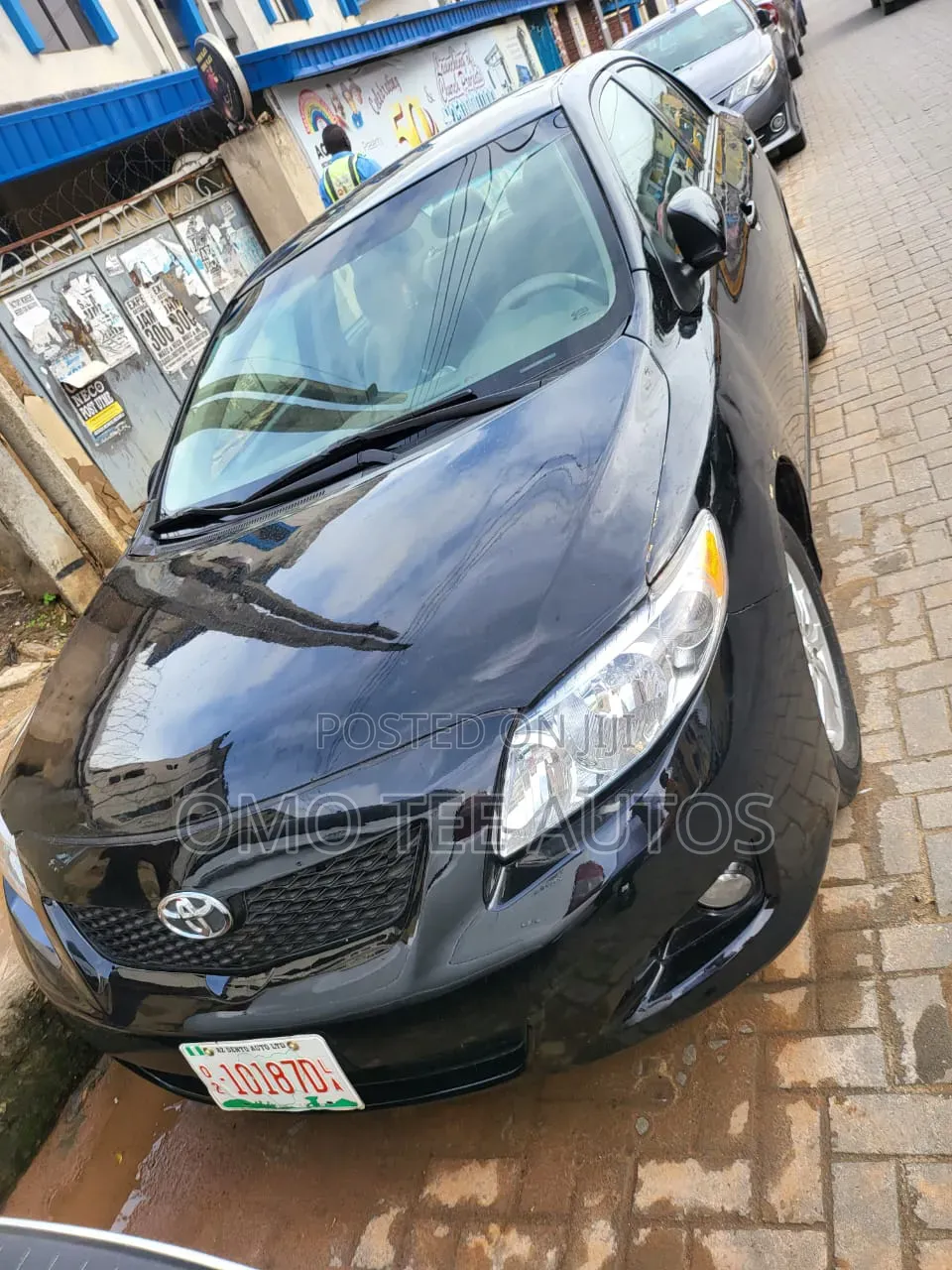 Toyota Corolla LE 4dr Sedan (1.8L 4cyl 4A) 2010 Black