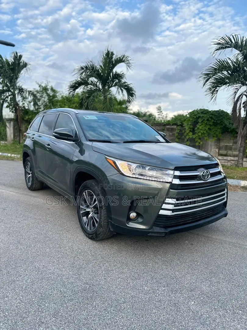 Toyota Highlander 2017 Green