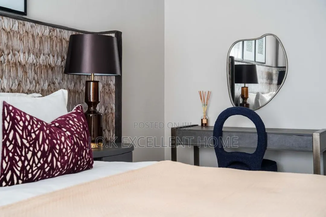 Furnished 3bdrm Block of Flats in Lekki Phase 1 for rent
