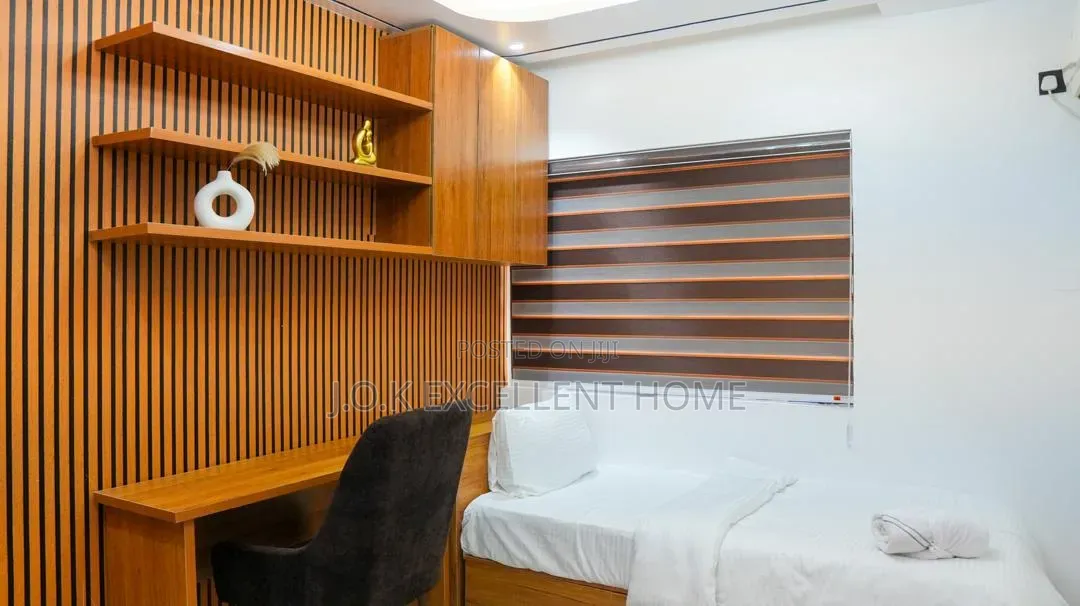 Furnished 3bdrm Block of Flats in Adeola Odeku for rent