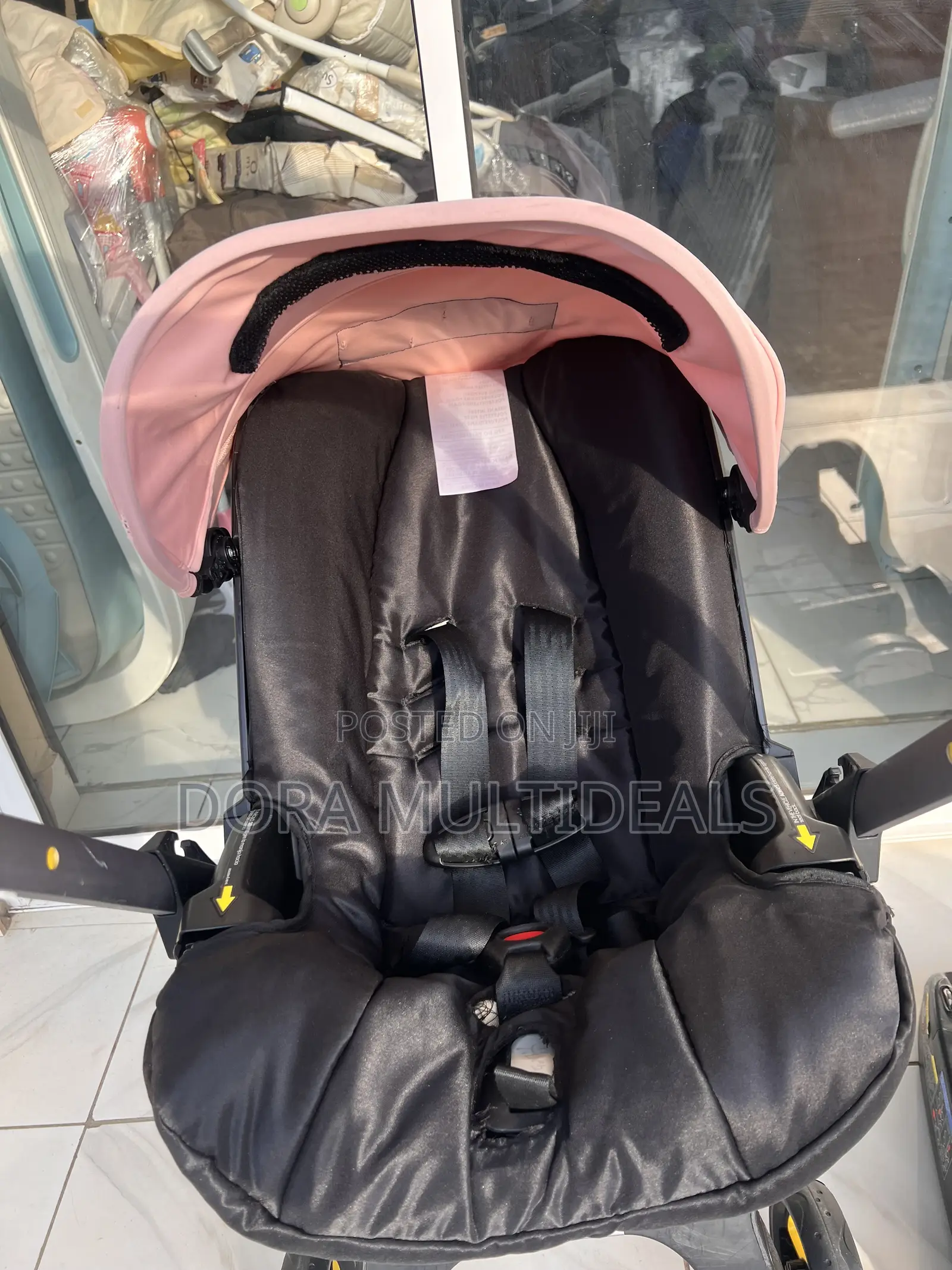 Doona+ Infant Car Seat Stroller Includes Isofix Car Base