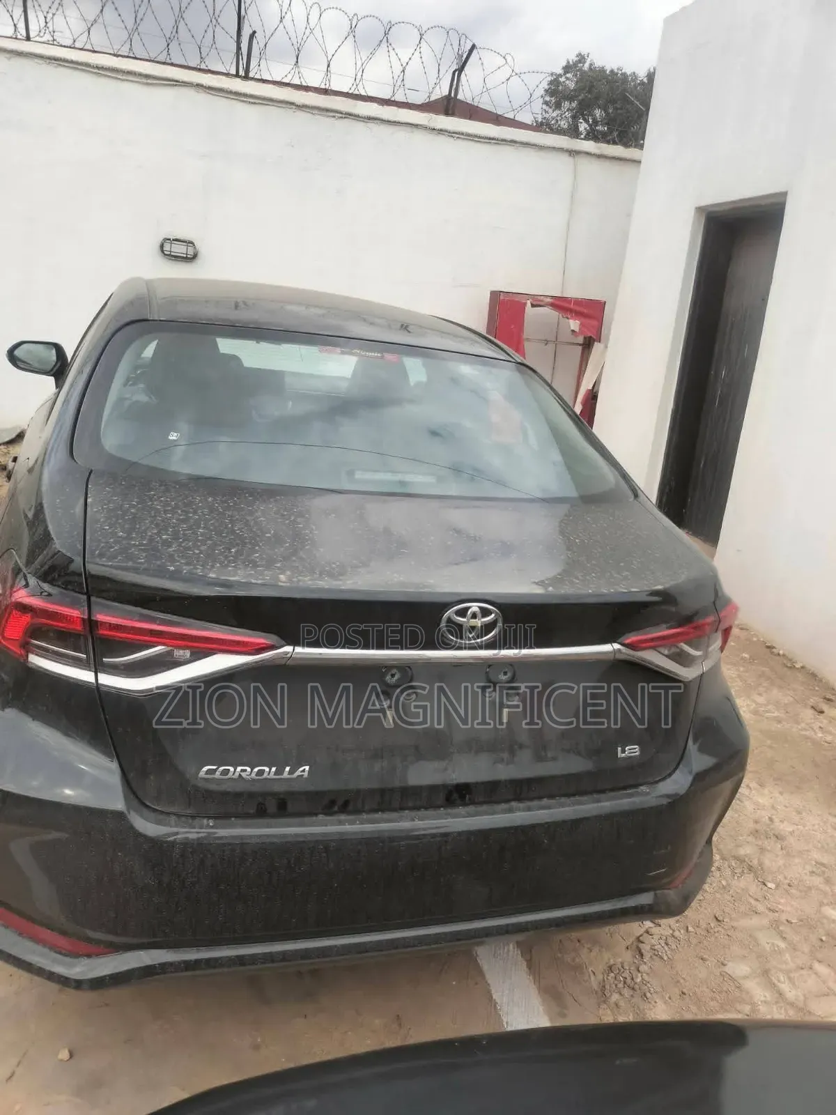 New Toyota Corolla Hybrid XLE 2025 Black