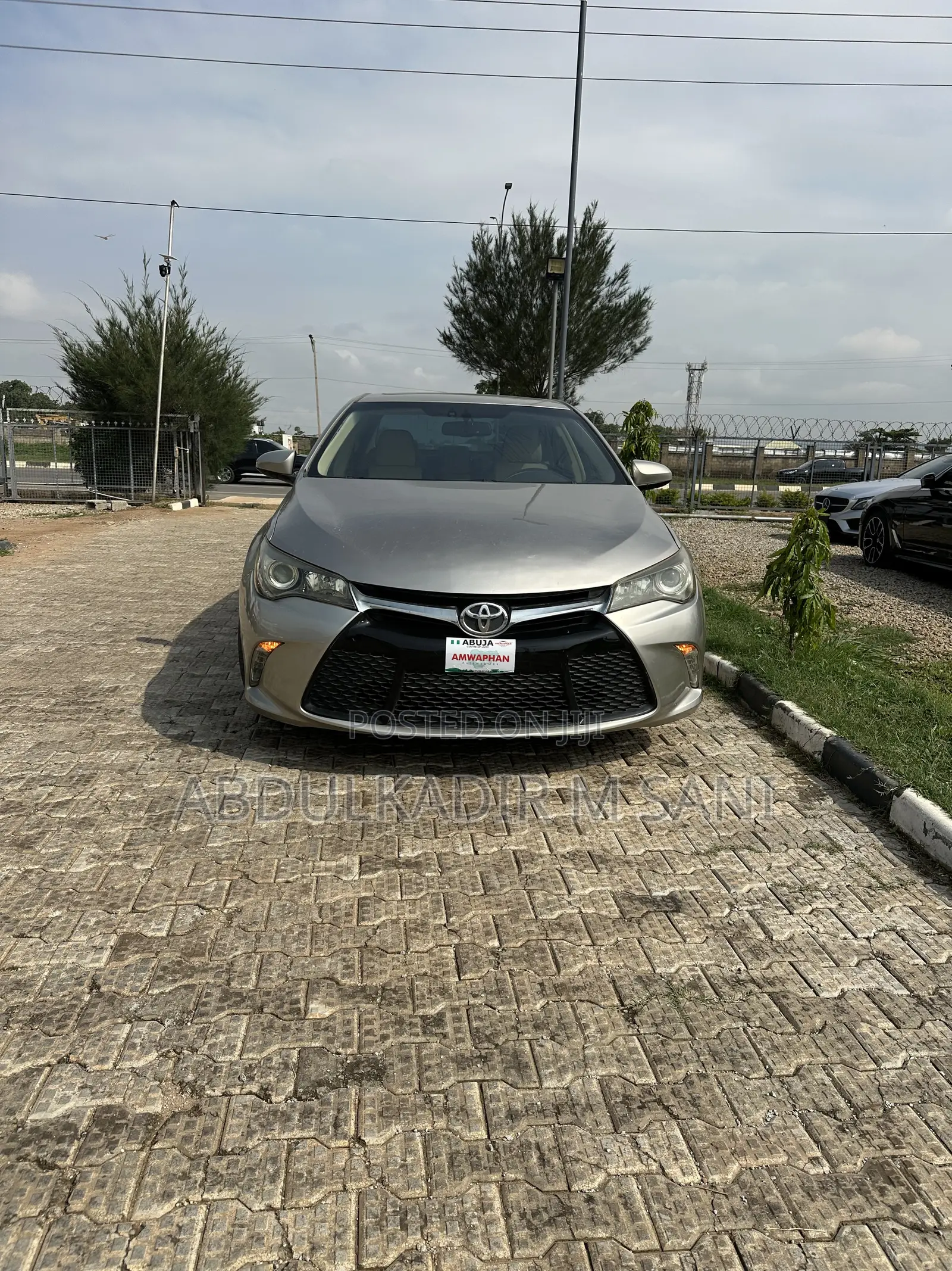 Toyota Camry 2015 Gold
