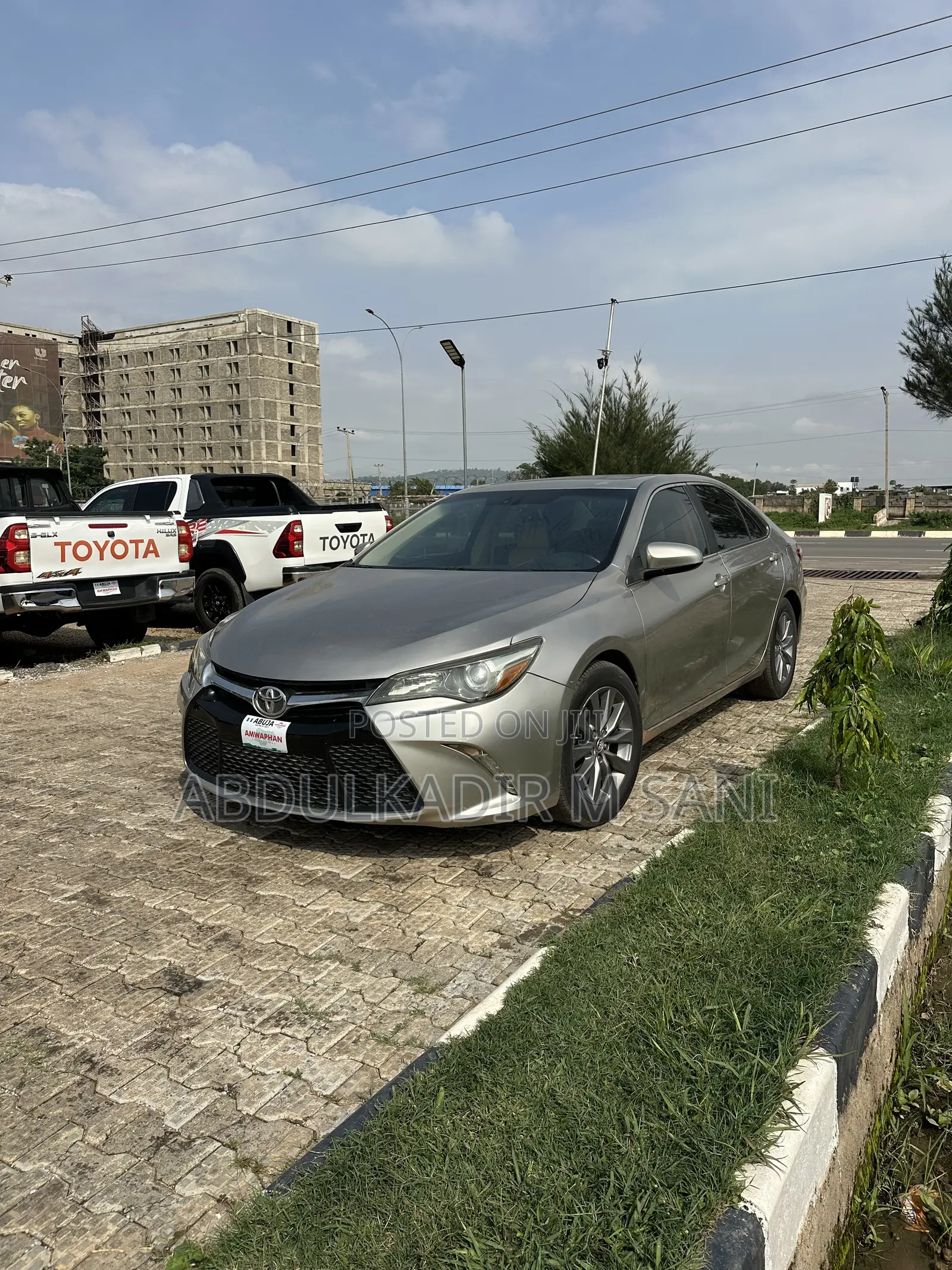 Toyota Camry 2015 Gold