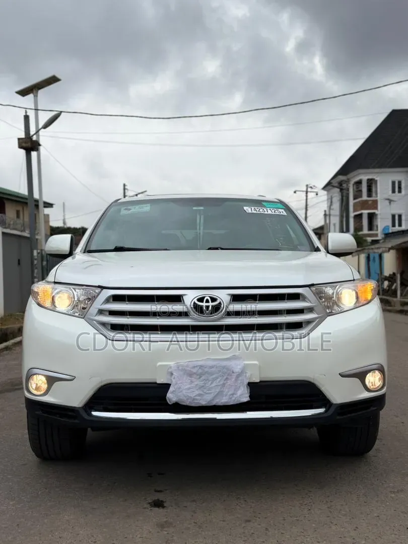 Toyota Highlander SE 3.5L 4WD 2013 White