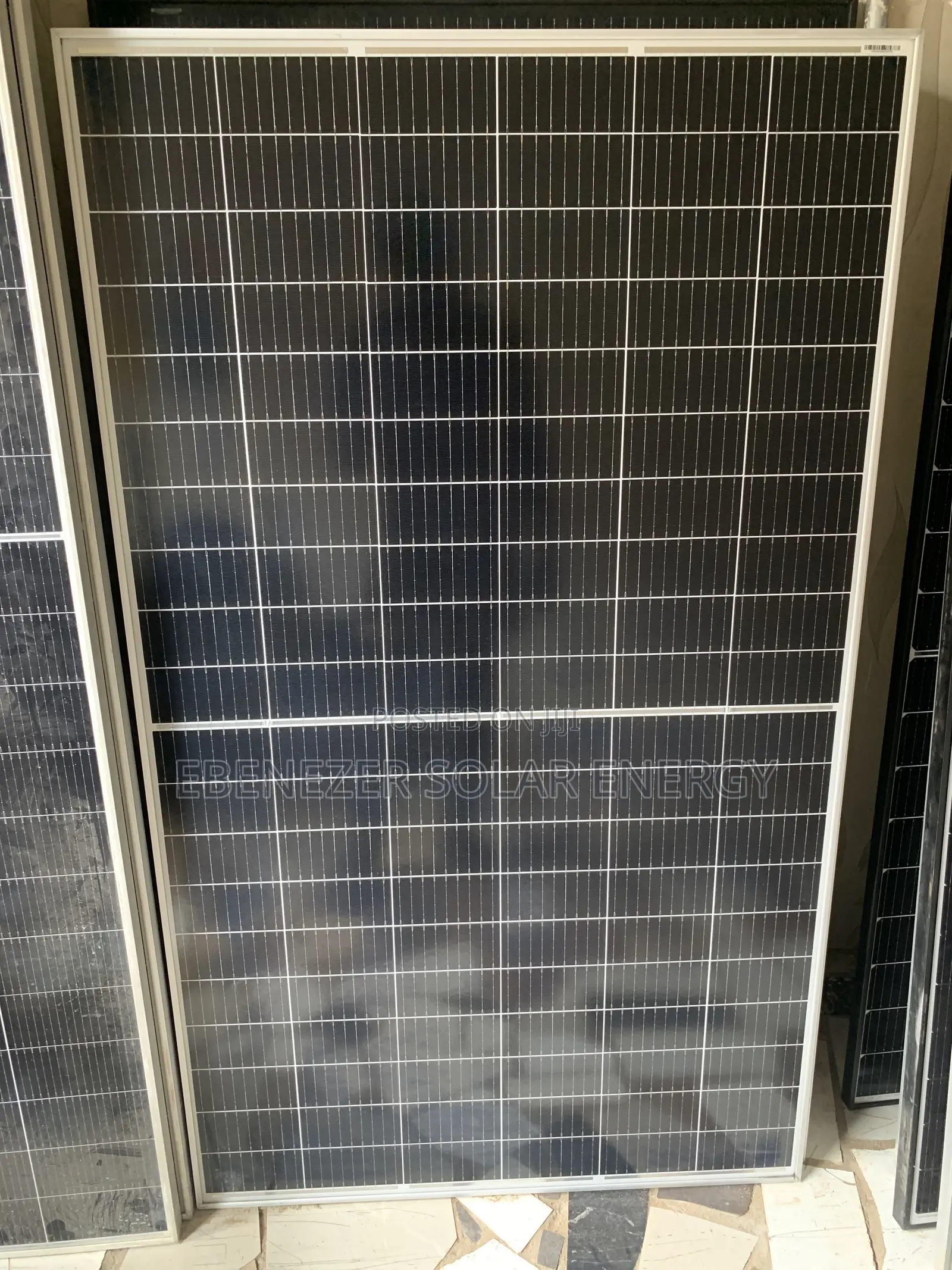 2pics 15kwh Lithium Batteries/ 12kva Inverter/ 24pics 600w Full Setup