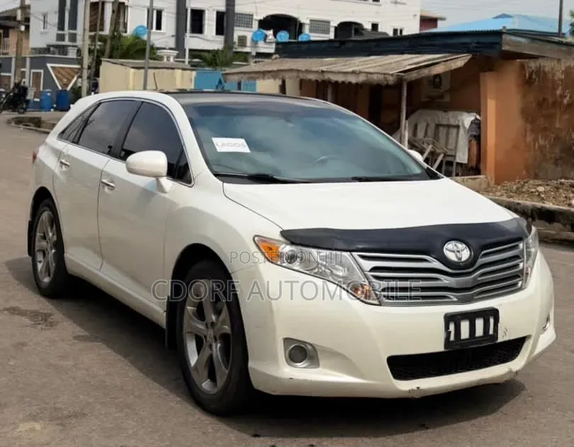 Toyota Venza V6 AWD 2010 White