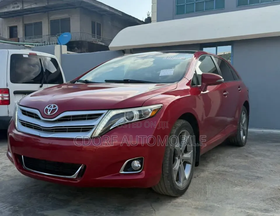 Toyota Venza Limited AWD V6 2013 Red