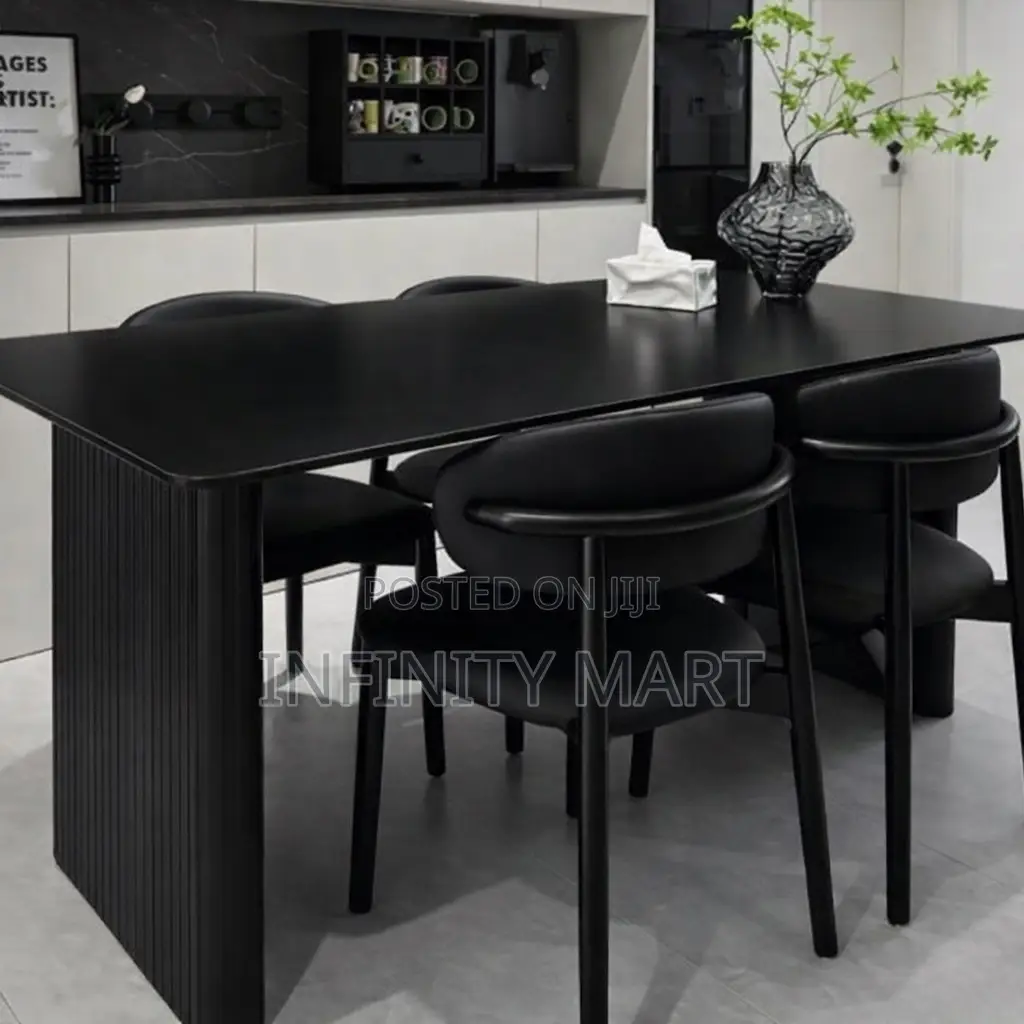 4 Seater Dining Set Velour Noir.