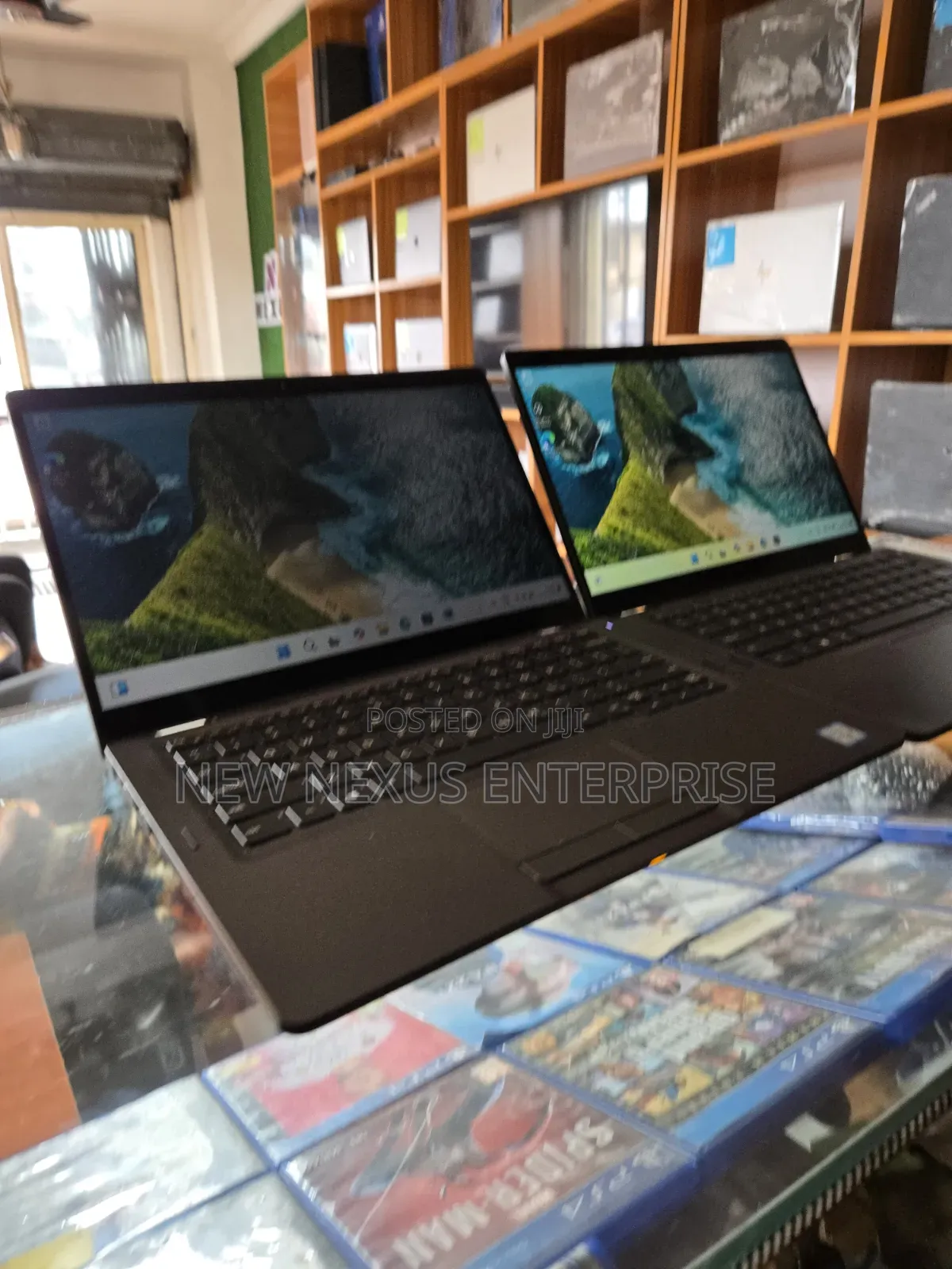 Laptop Dell Latitude 5300 2-in-1 8GB Intel Core i5 SSD 256GB