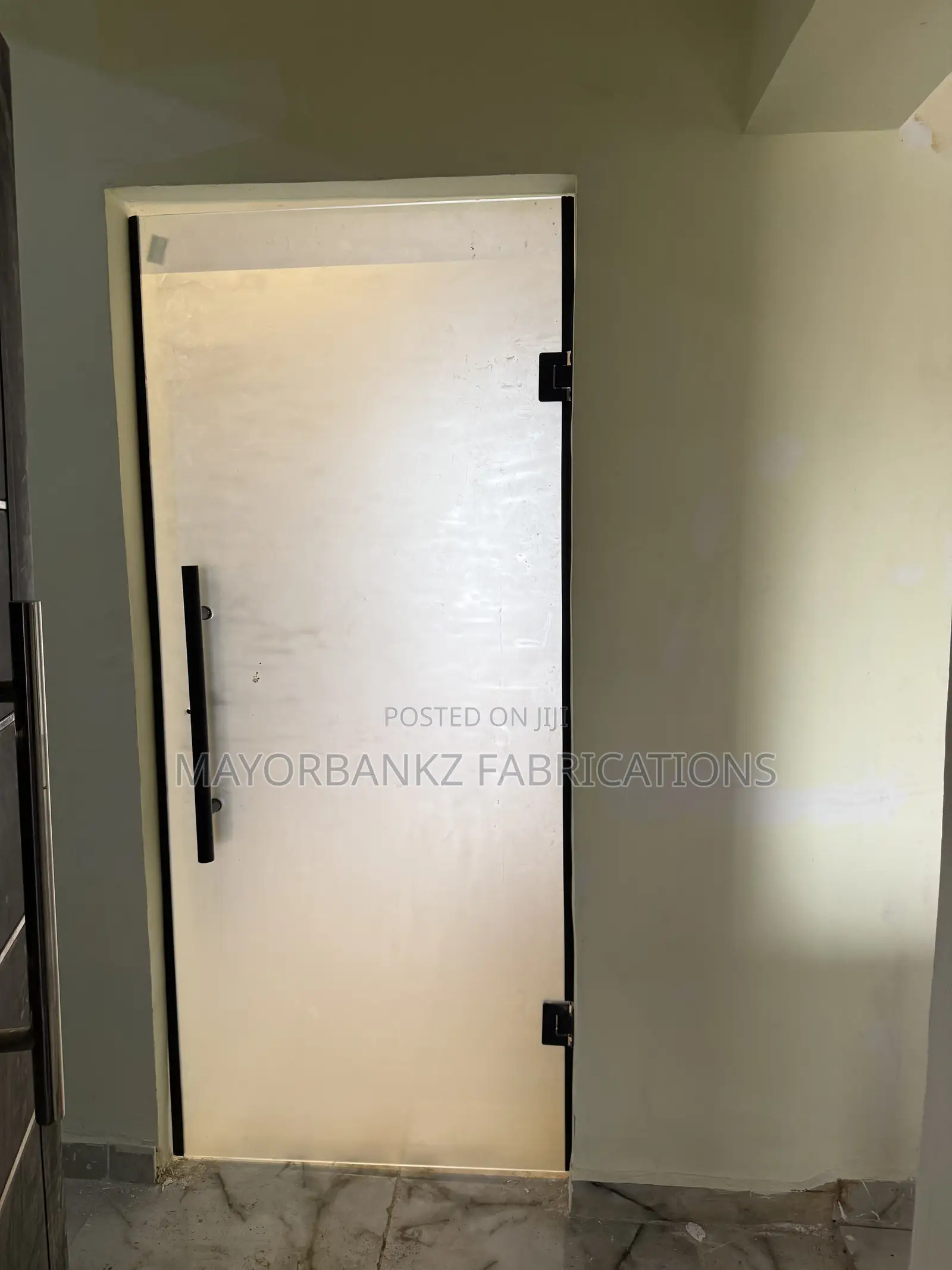 10mm Frosted Door