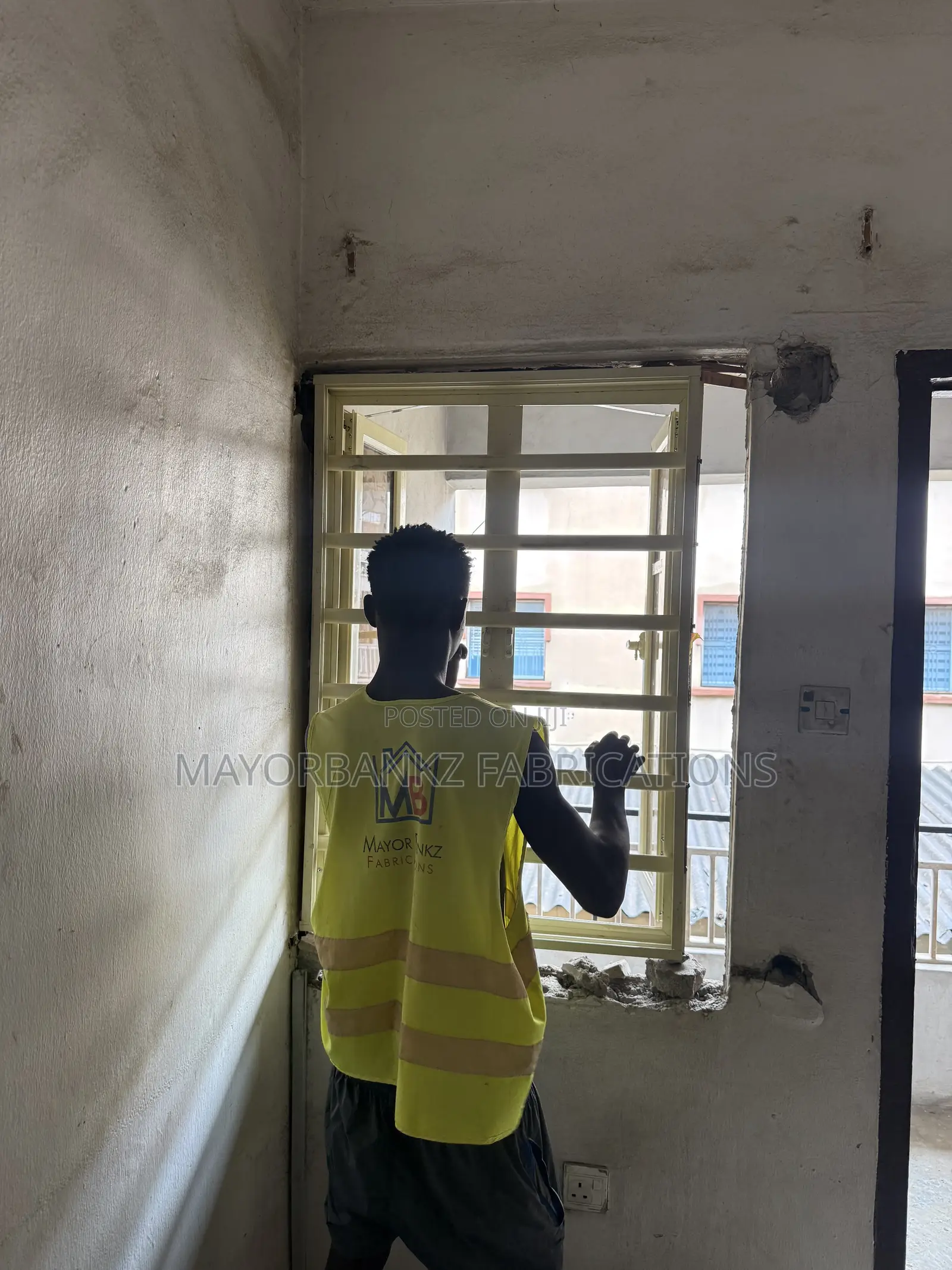 3 in 1 Casement Window With 12mm Burglary Nd Net