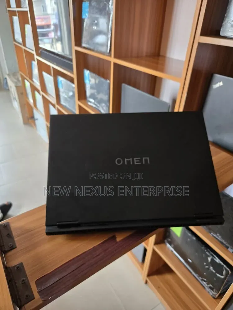 Laptop HP Omen 16 16GB Intel Core i7 SSD 1T