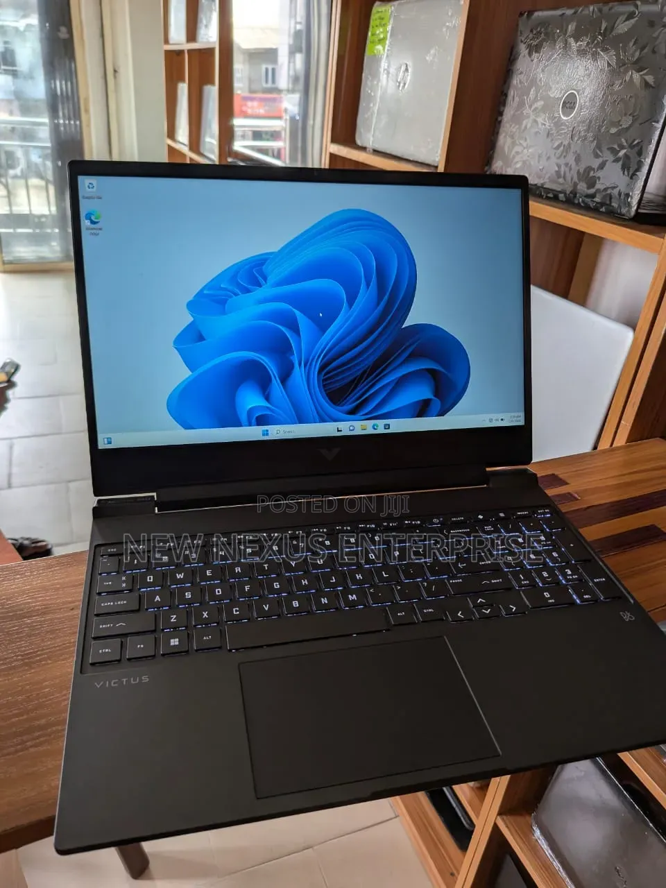 Laptop HP Victus 15 8GB AMD Ryzen 5 SSD 256GB