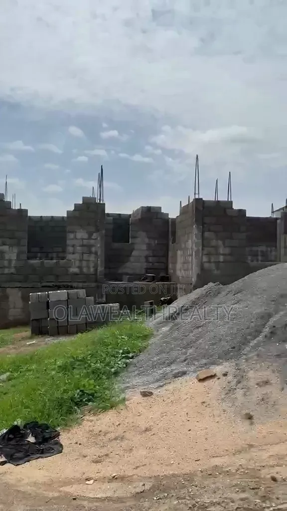 4bdrm Duplex in Wuye for sale