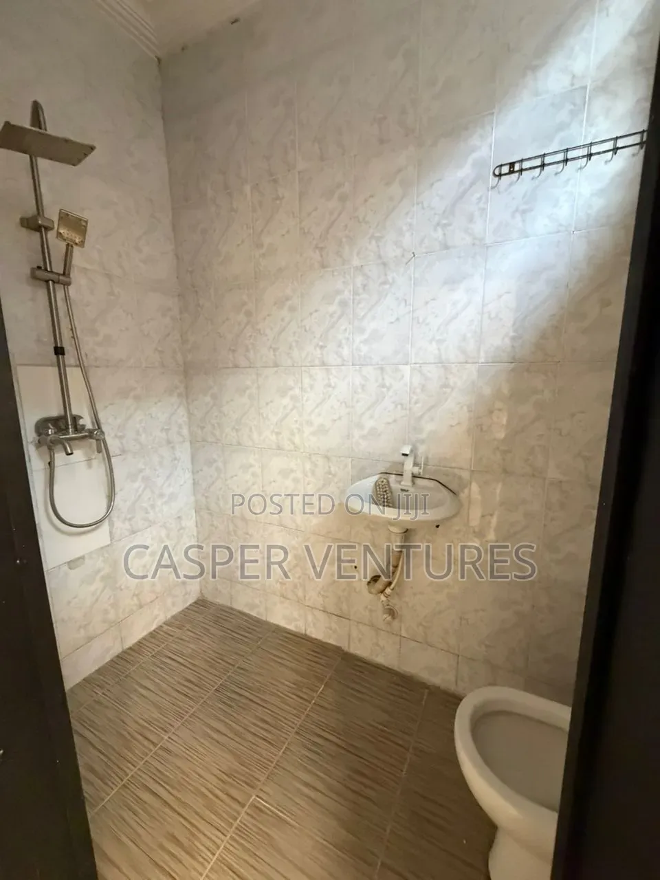 1bdrm Apartment in Lekki County, Ikota for rent