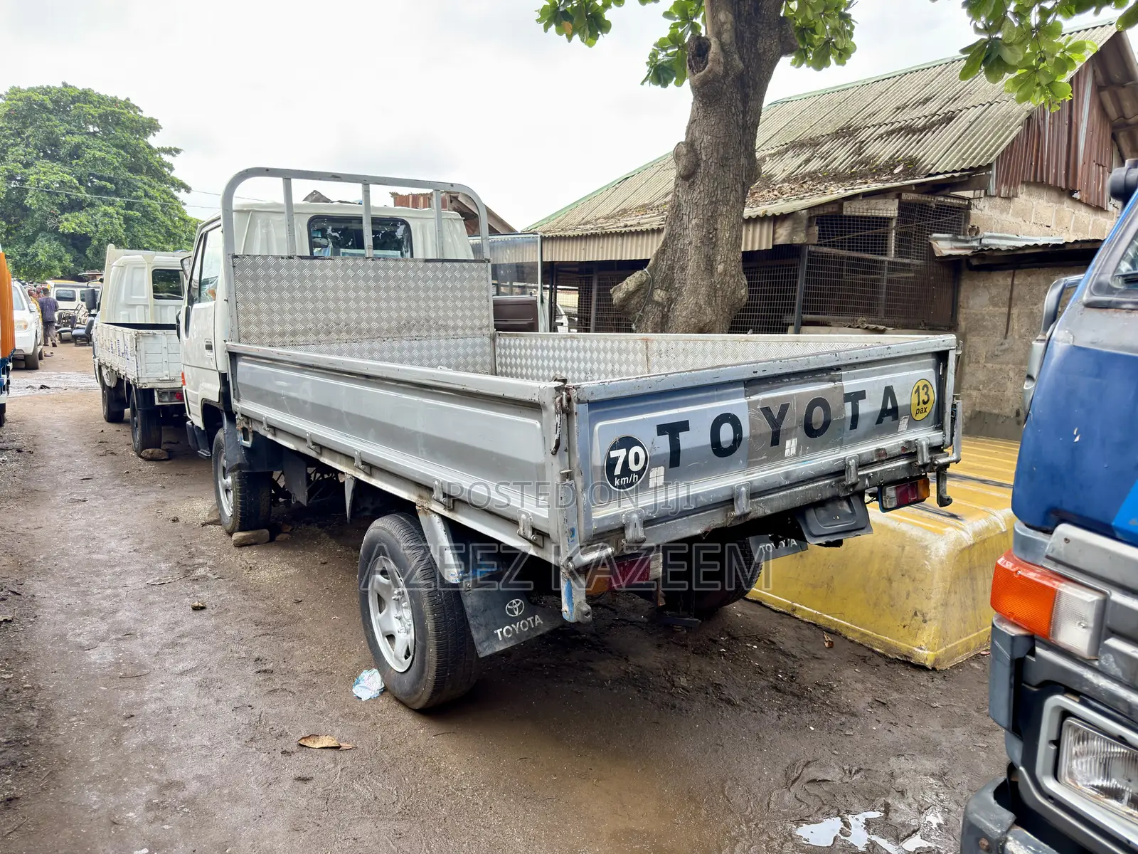 Toyota Dyna 150 Old Model Direct Hand Followed Come Bucket