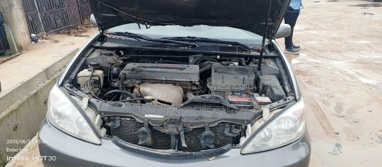 Toyota Camry LE 4dr Sedan (2.4L 4cyl 5A) 2006 Gray