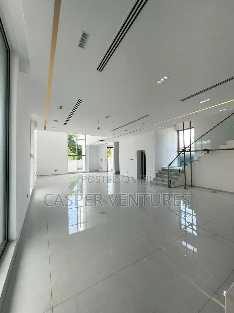 5bdrm Duplex in Canaras, Old Ikoyi for sale