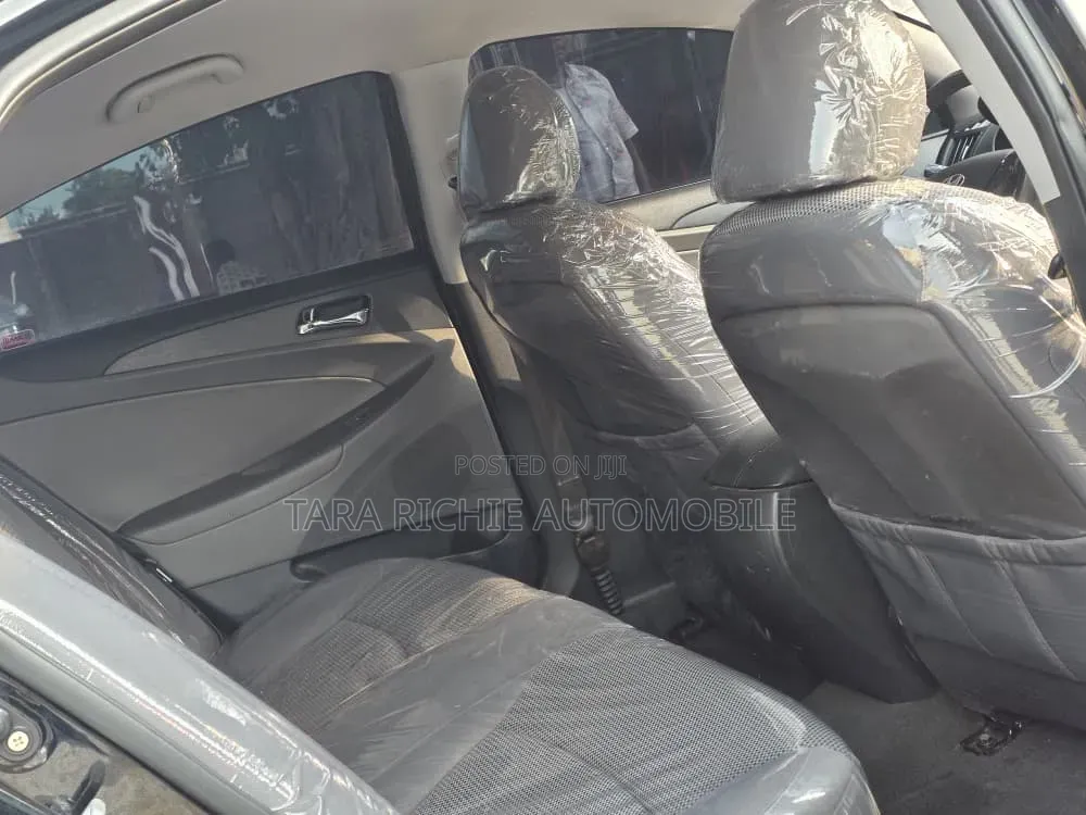 Hyundai Sonata 2012 Black