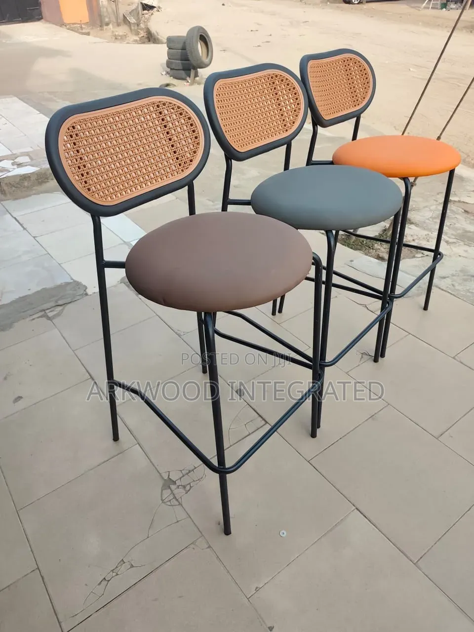 Iron Leg Bar / Kitchen Stools