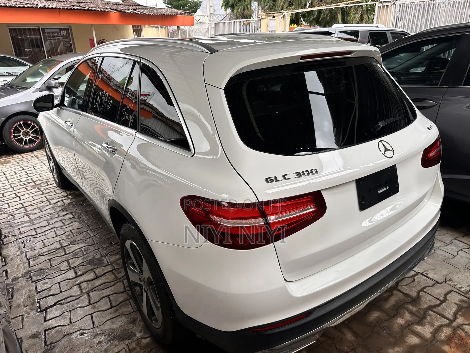 Mercedes-Benz GLC-Class 2017 White