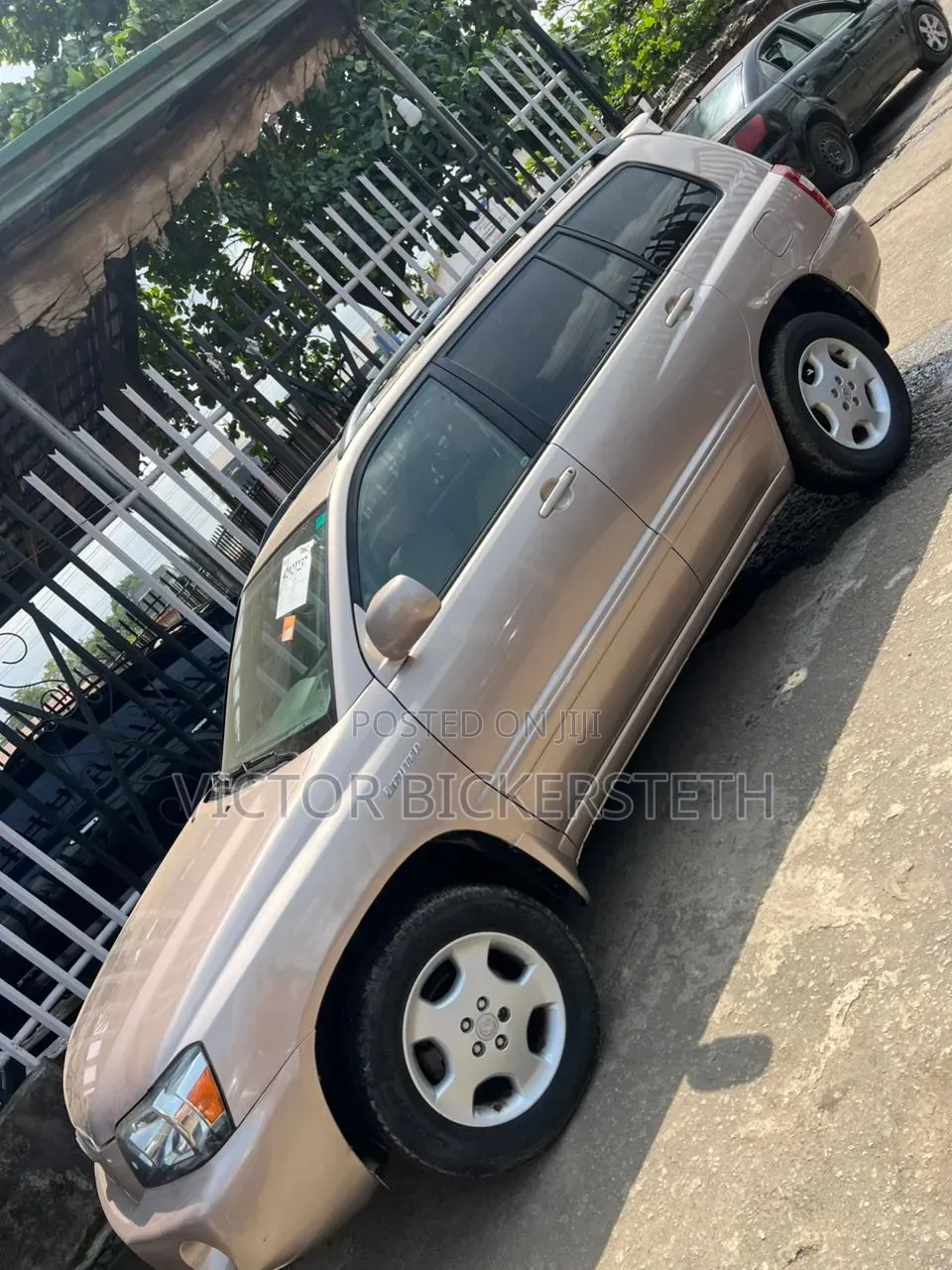 Toyota Highlander Limited V6 FWD 2004 Gold