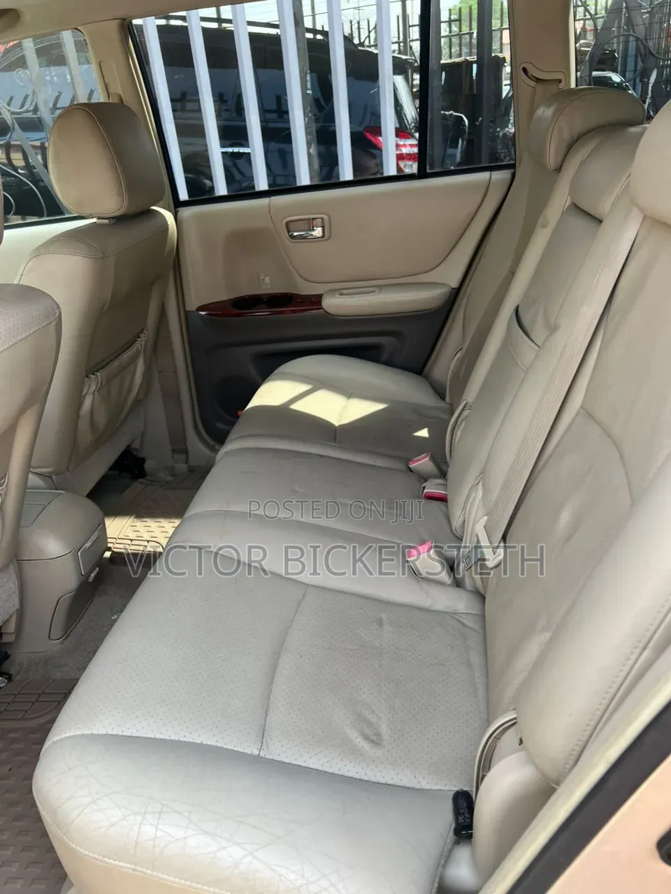 Toyota Highlander Limited V6 FWD 2004 Gold