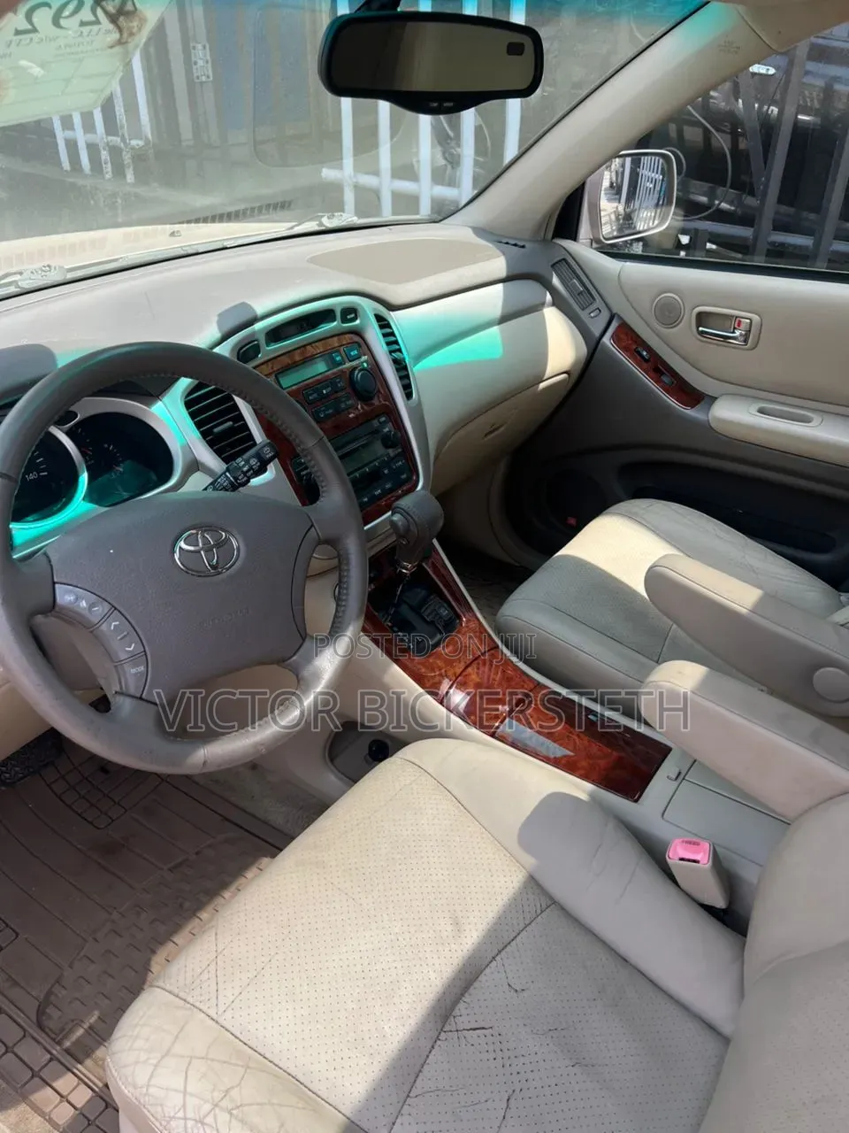 Toyota Highlander Limited V6 FWD 2004 Gold