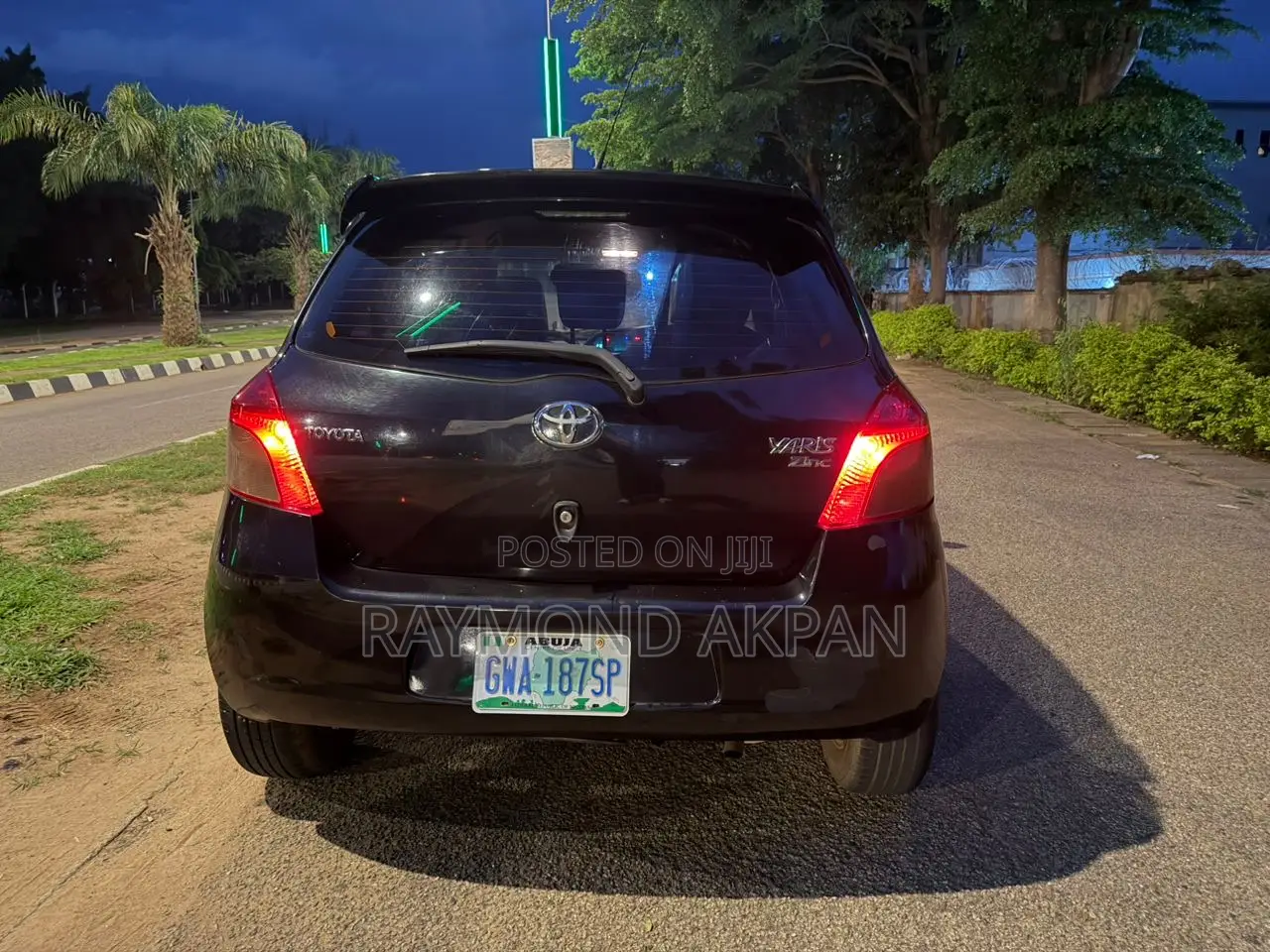 Toyota Yaris 2010 Black