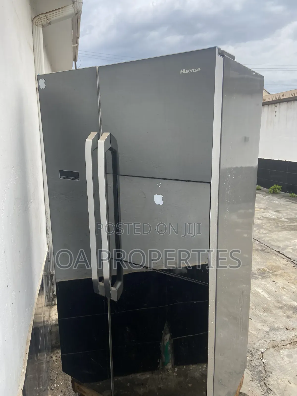 Hisense730l Side X Side Refrigerator(Fridge Freezer)For Sale In Ibadan