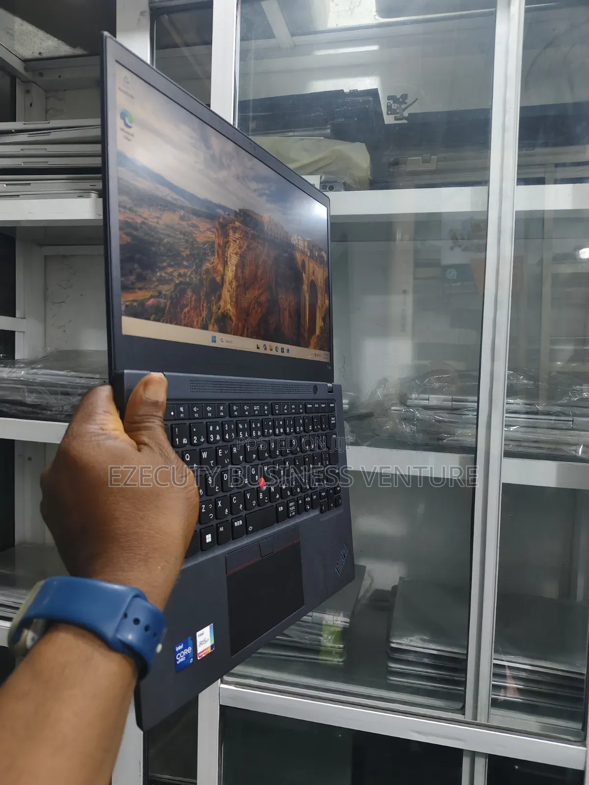 Laptop Lenovo ThinkPad T14s Gen 2 16GB Intel Core i7 SSD 512GB