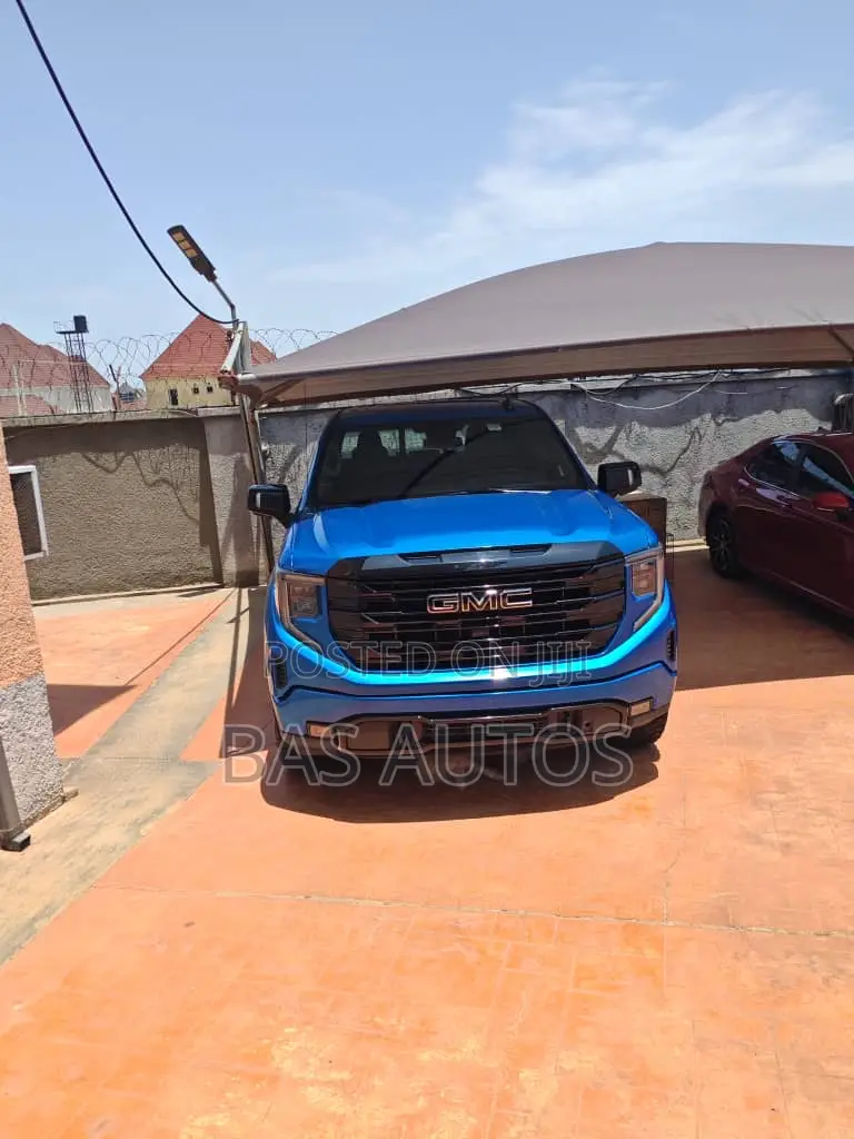 GMC Sierra 2023 Blue