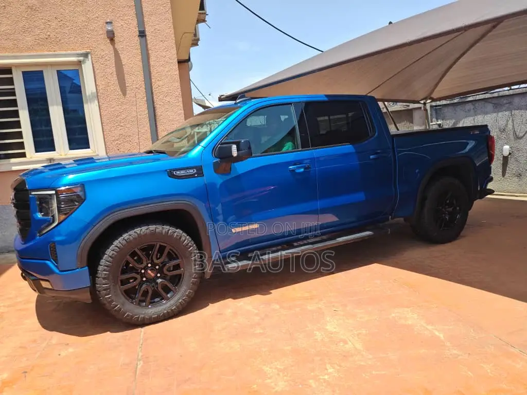 GMC Sierra 2023 Blue