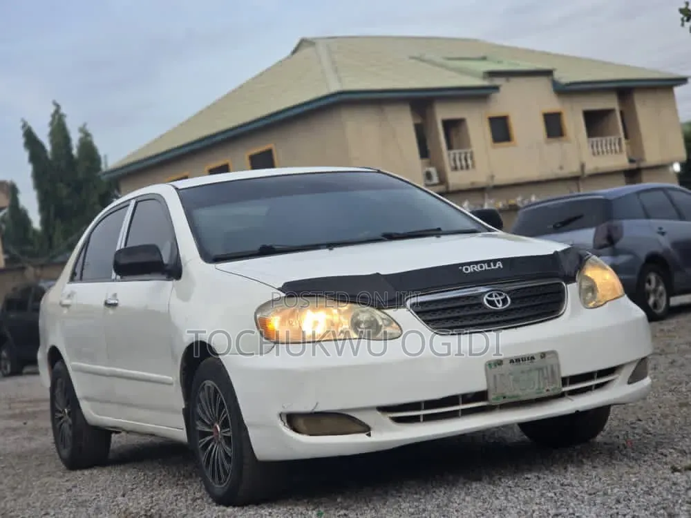 Toyota Corolla 2006 White