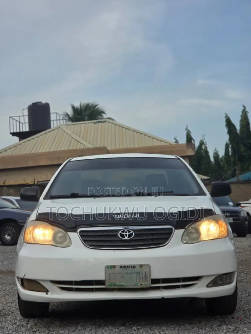 Toyota Corolla 2006 White