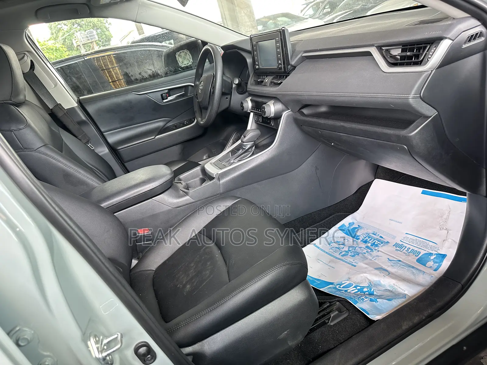 Toyota RAV4 XLE Premium FWD 2020 Green