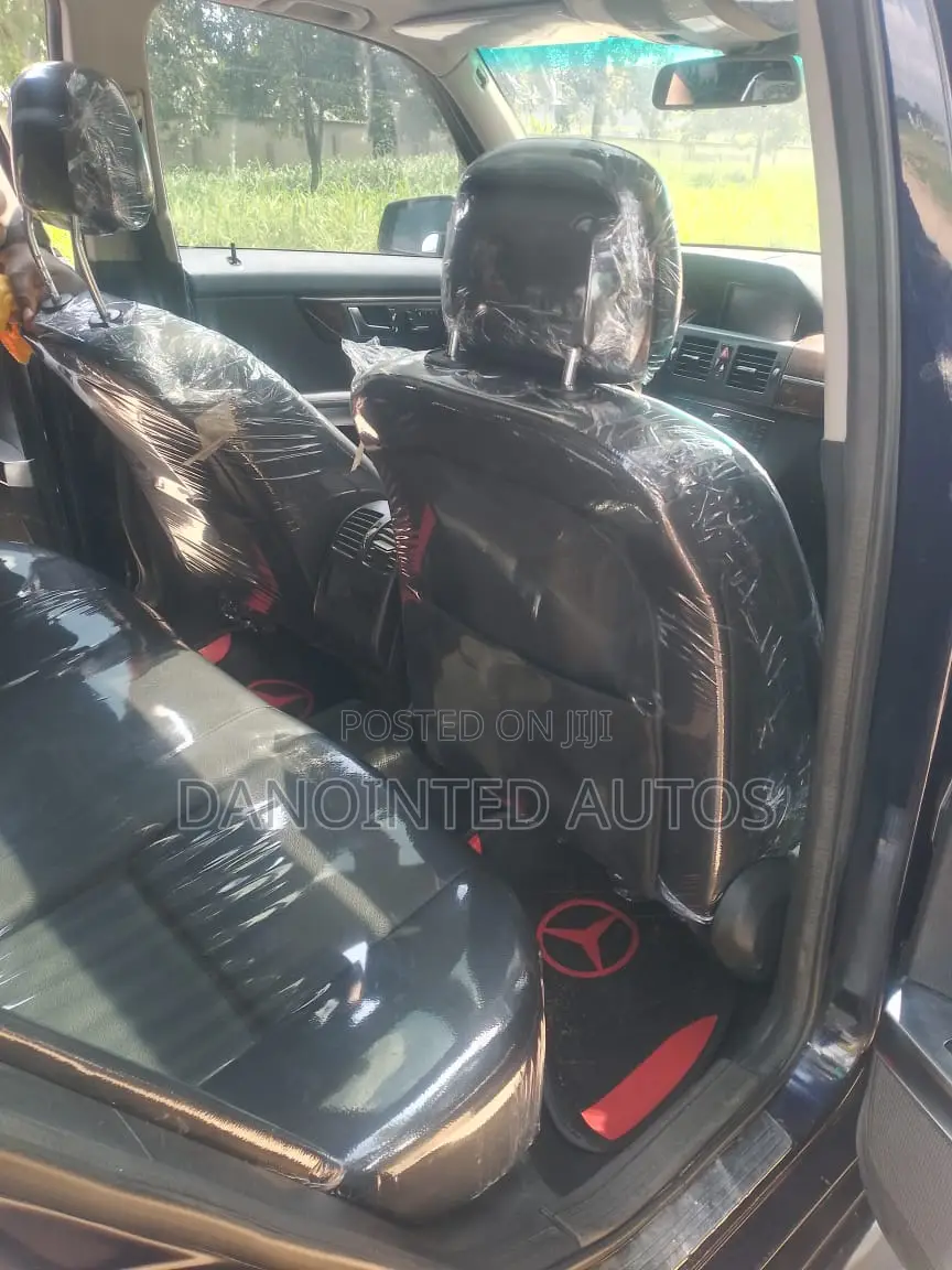 Mercedes-Benz GLK-Class 350 2010 Black