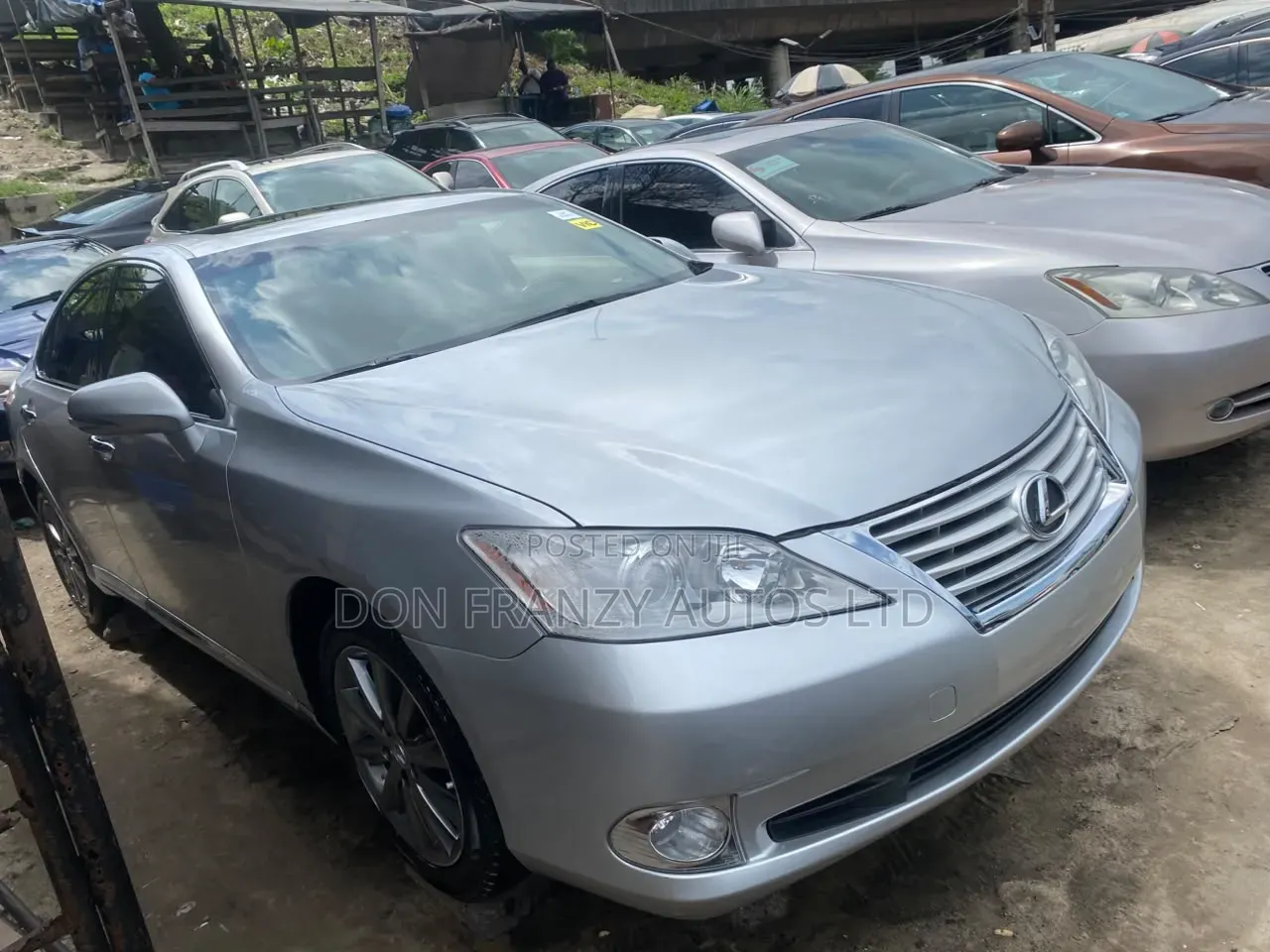 Lexus ES 2012 Silver