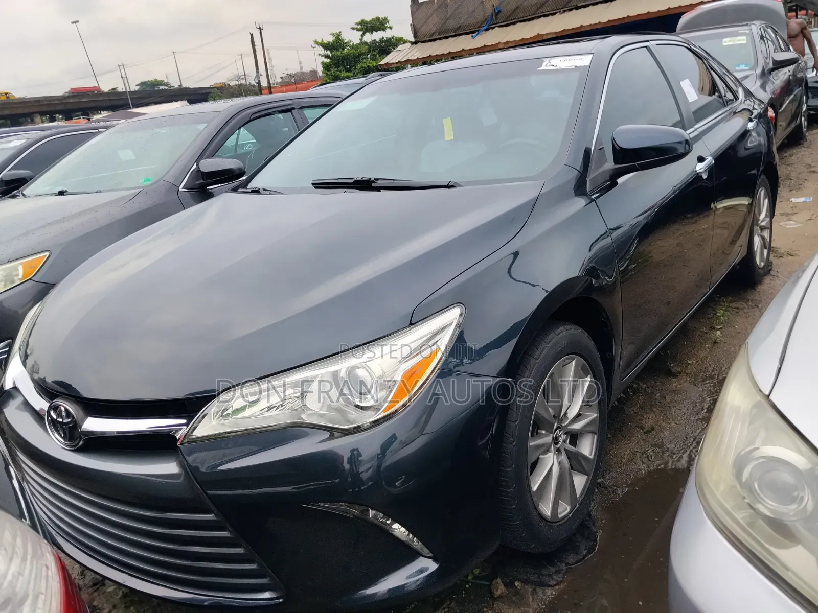 Toyota Camry 2016 Blue